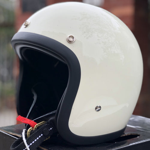 Classic Half-Shell Motorcycle Helmet Bowlift