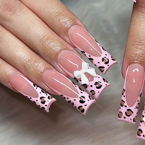 Artificial nail set with luxurious leopard patterns Bowlift