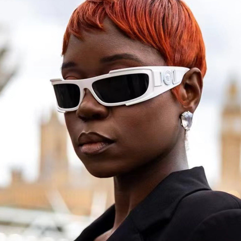 Ladies sporty sunglasses with ergonomic design and UV protection Bowlift