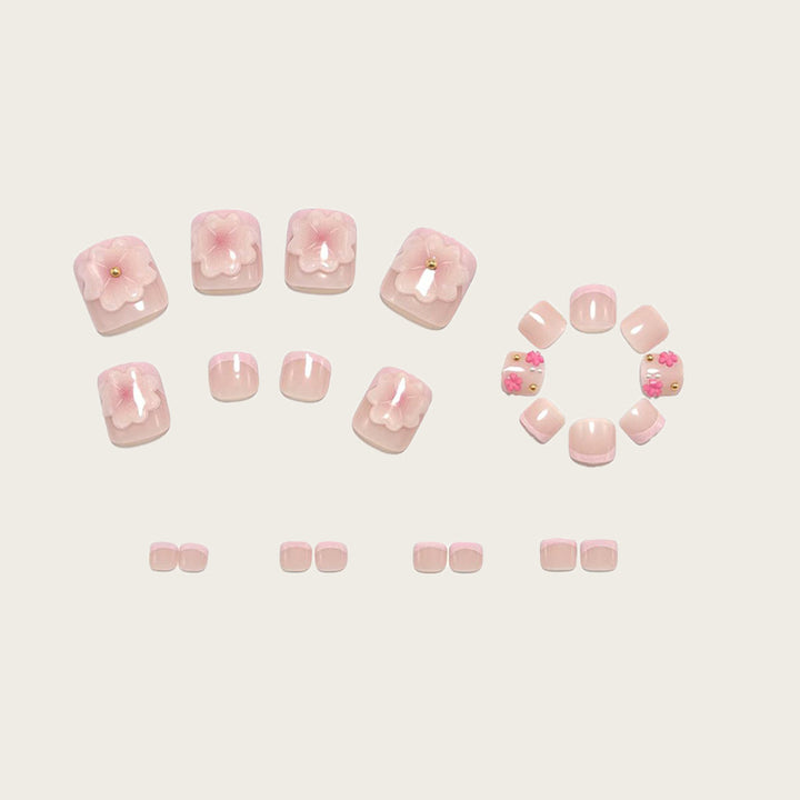 Nail art with floral accents Bowlift