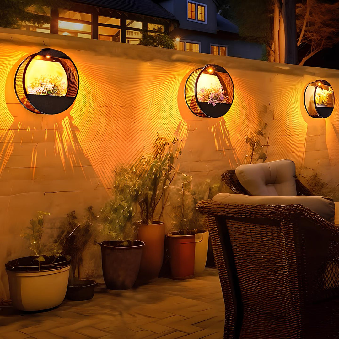 BowLift | Solar Powered Wall Pot Light