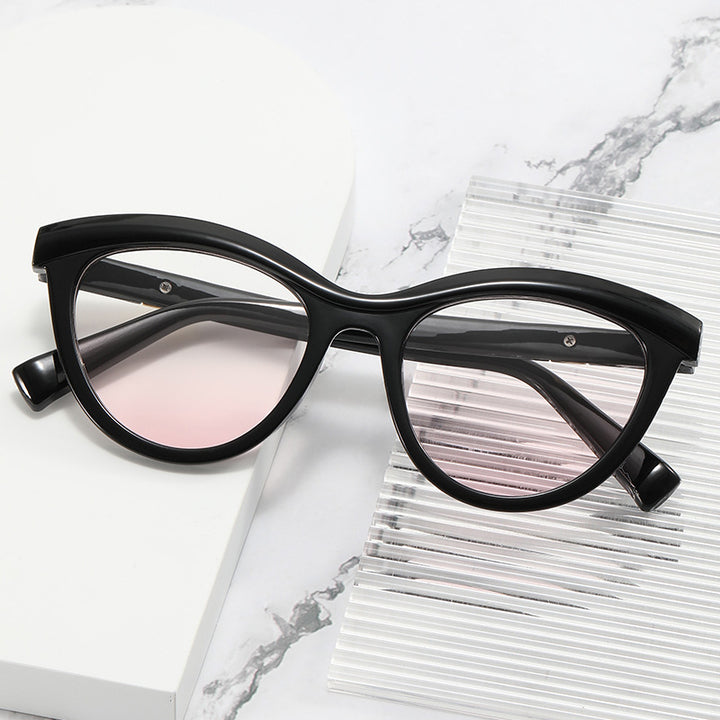 Ladies elegant Cat-Eye sunglasses with stylish metal frame Bowlift