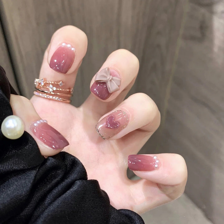 Artificial nail tips with bow design Bowlift