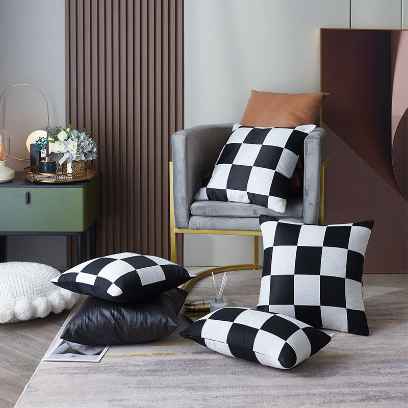 Geometric Patterned Throw Cushion
