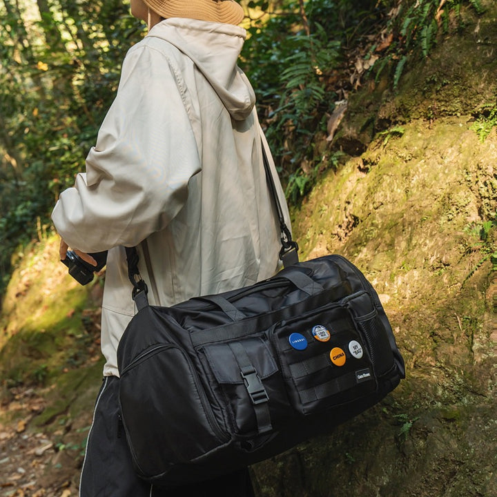 Multifunctional Sports Bag With Adjustable Shoulder Strap Bowlift
