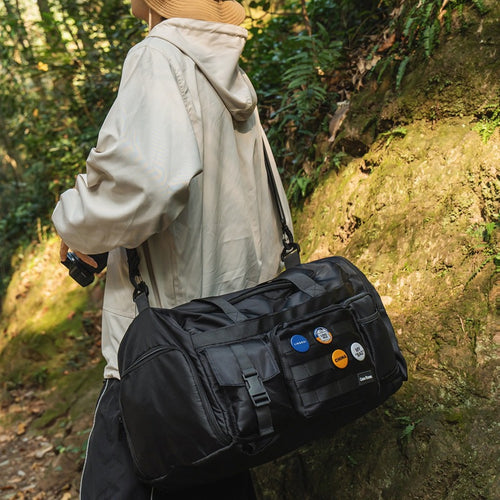 Multifunctional Sports Bag With Adjustable Shoulder Strap Bowlift