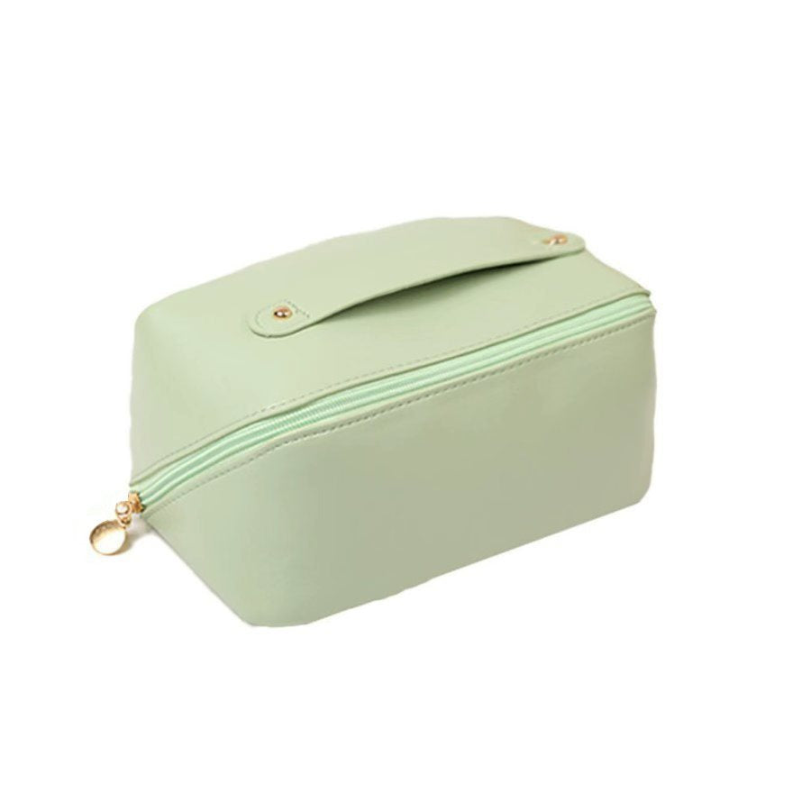 Cosmetic bag with elegant zipper Bowlift