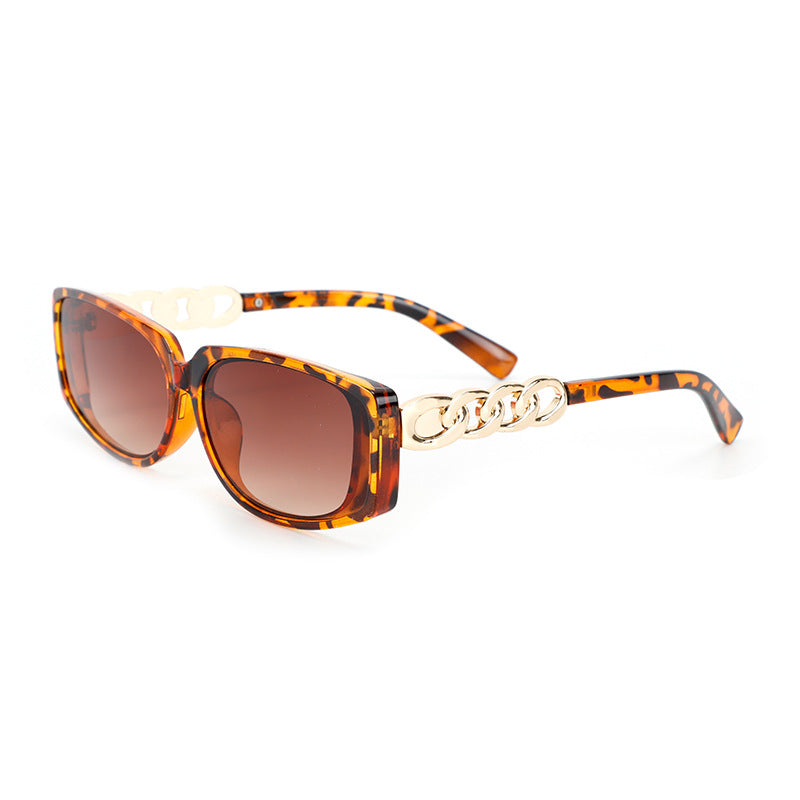 Women's square designer sunglasses with gold details Bowlift