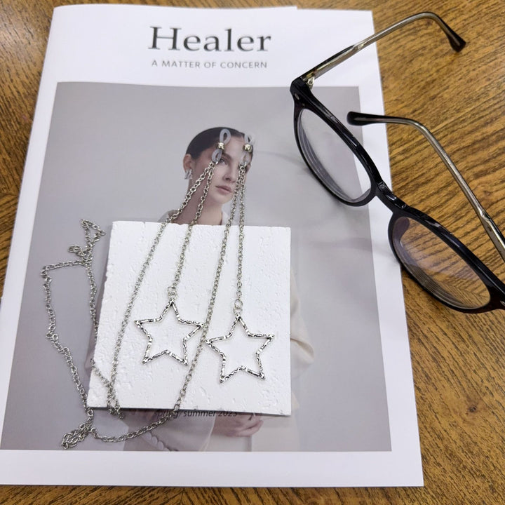 Star-Shaped Drop Earrings Bowlift