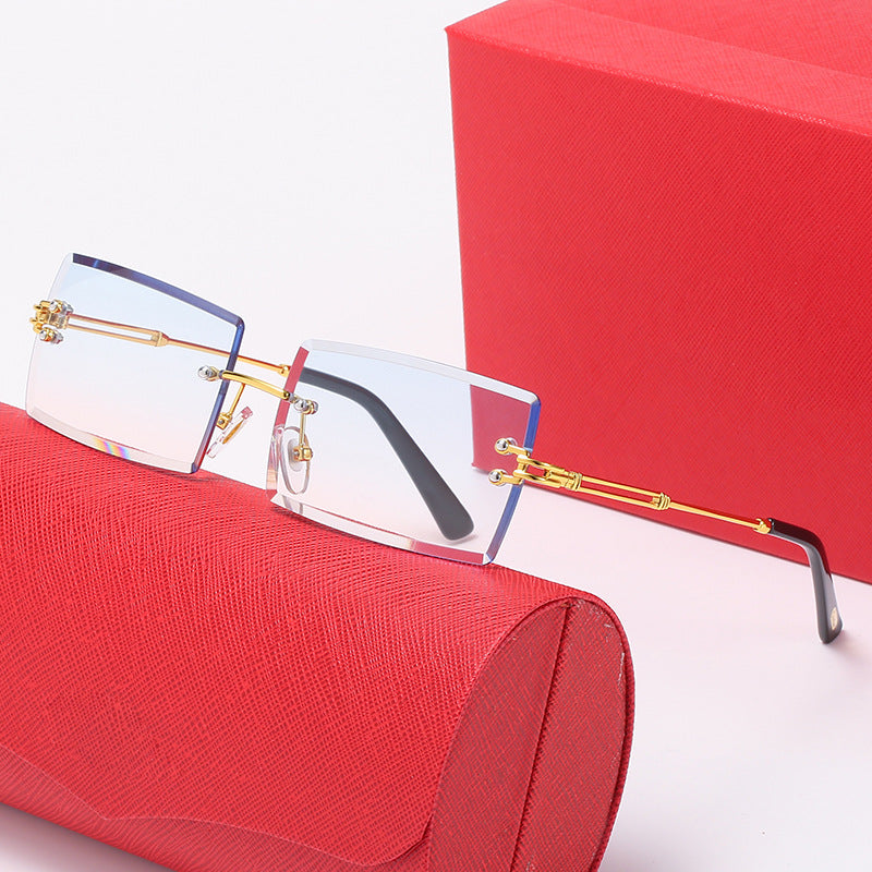 Ladies stylish square sunglasses with luxurious metal accents Bowlift