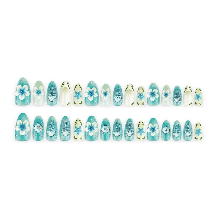 Artificial nails in a maritime design with colorful shell and water motifs Bowlift