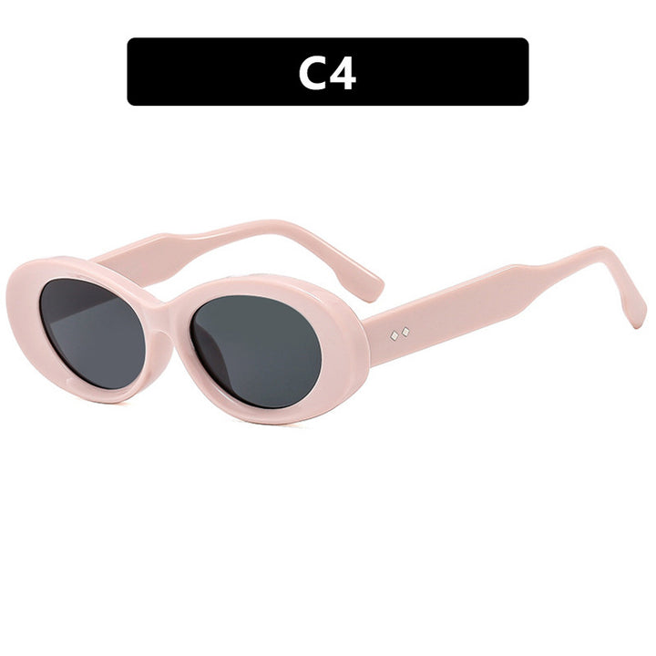 Women's fashionable sunglasses in elegant retro style Bowlift