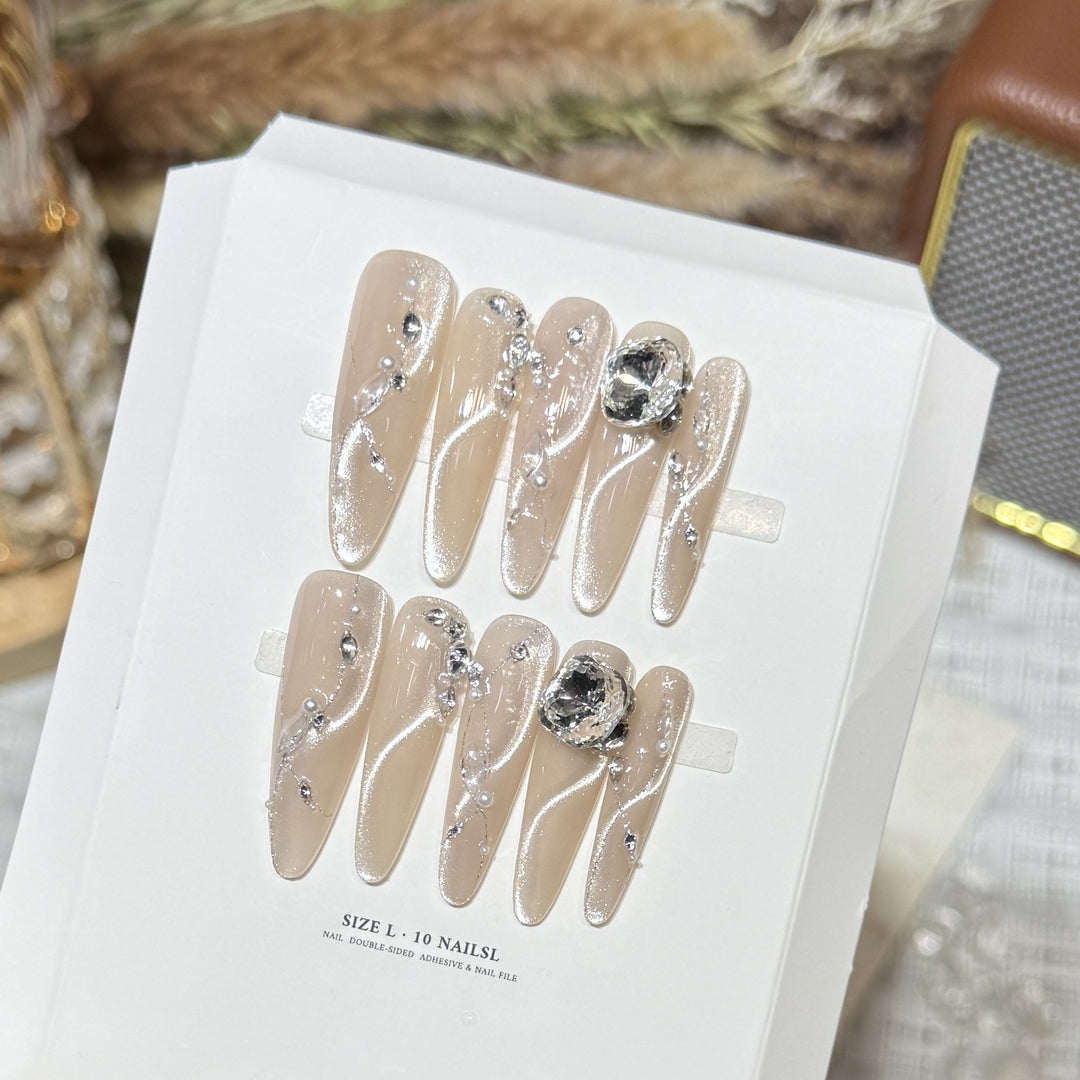 Artistic Stiletto Press-On Nail Set with Crystal Accents Bowlift