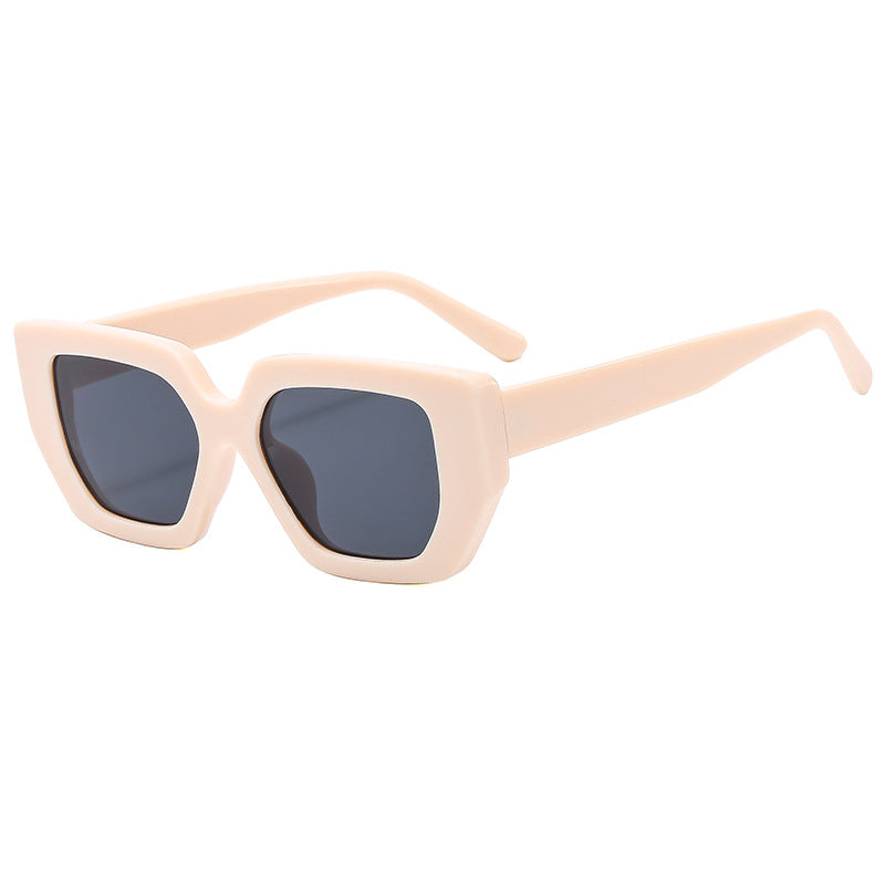 Women modern geometric sunglasses with striking frame Bowlift