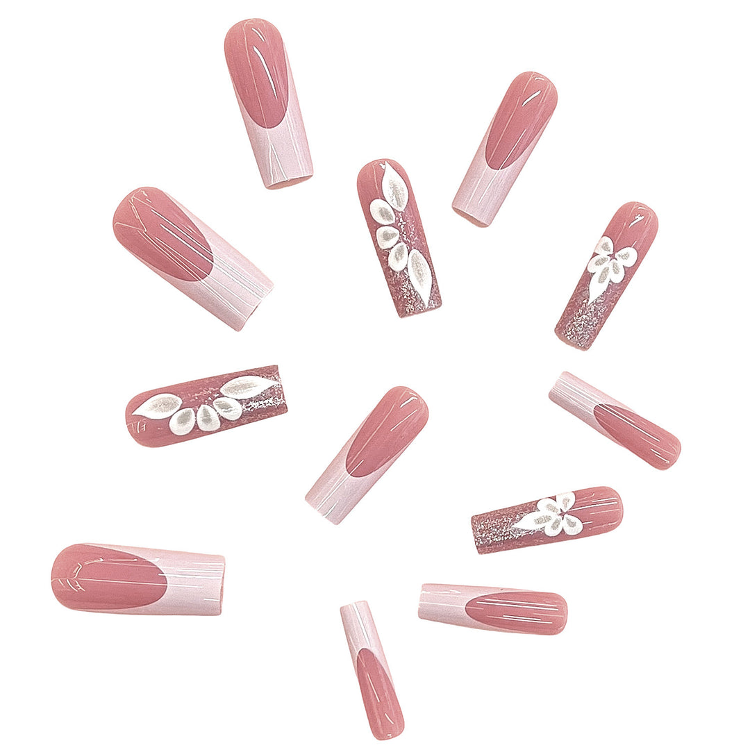 Elegant Floral Design Press-On Nails Bowlift