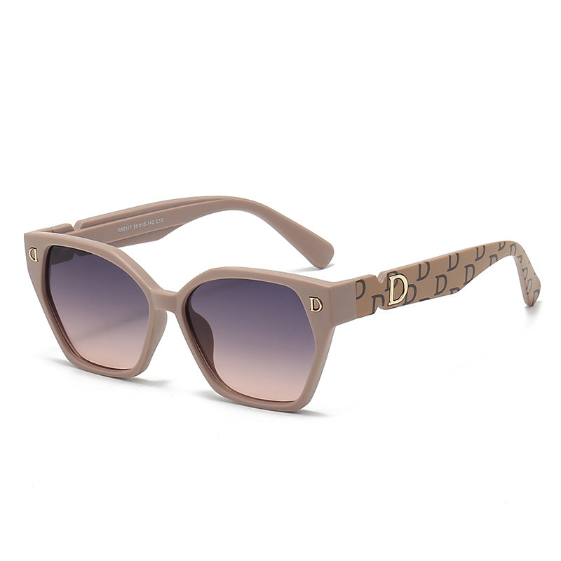 Women Designer Sunglasses in stylish Cat-Eye design with luxurious frame Bowlift