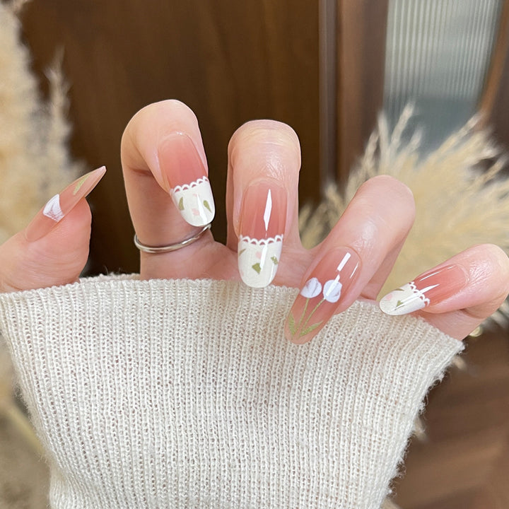Floral Lace Trim Press-On Nail Art Bowlift