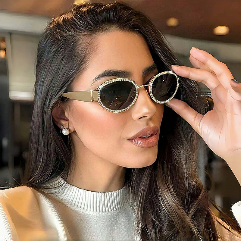 Ladies Designer Sunglasses with Sparkling Crystal Frame Bowlift