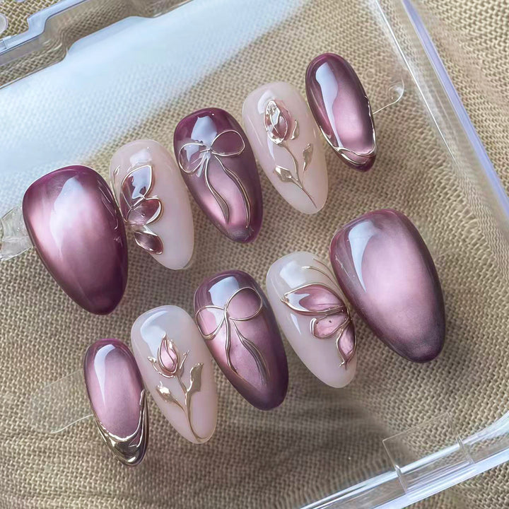 Elegant Floral Design Press-On Nail Set