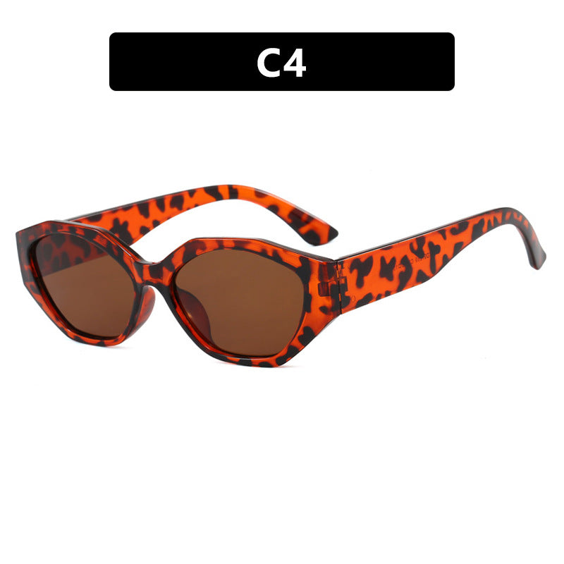 Women's stylish sunglasses in modern geometric design with protective UV filter Bowlift