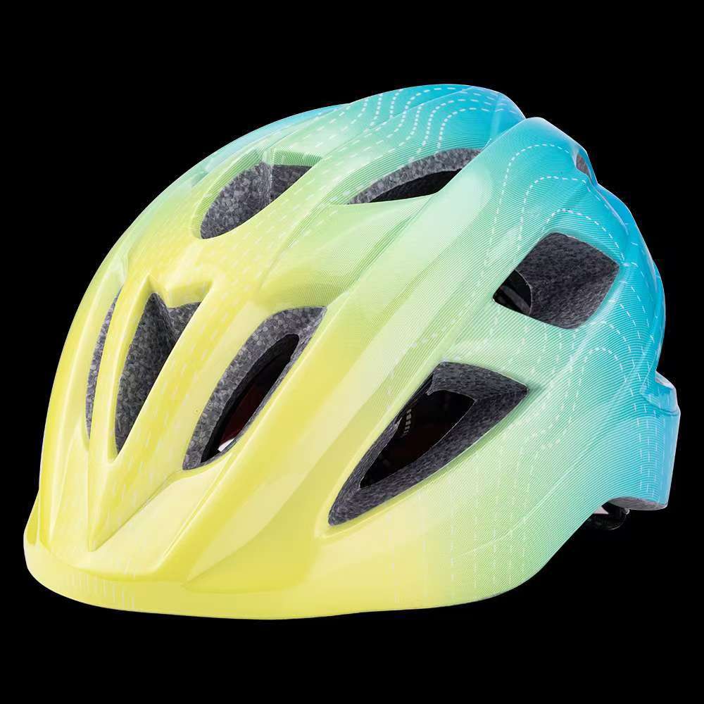 Lightweight Cycling Helmet Bowlift