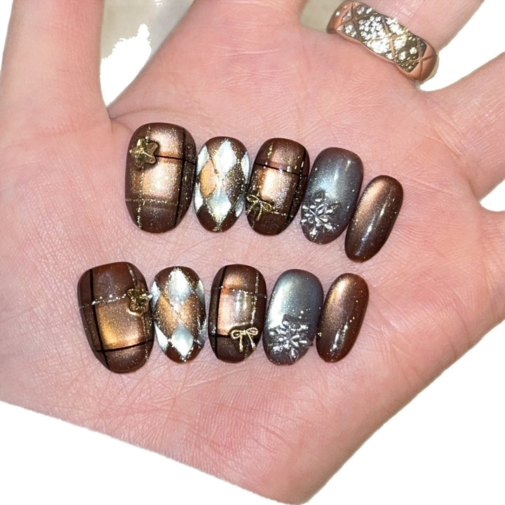 Luxury Accented Artificial Nails Bowlift