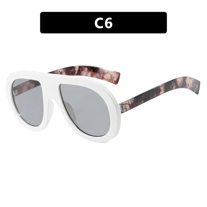 Ladies oversized sunglasses in futuristic design Bowlift