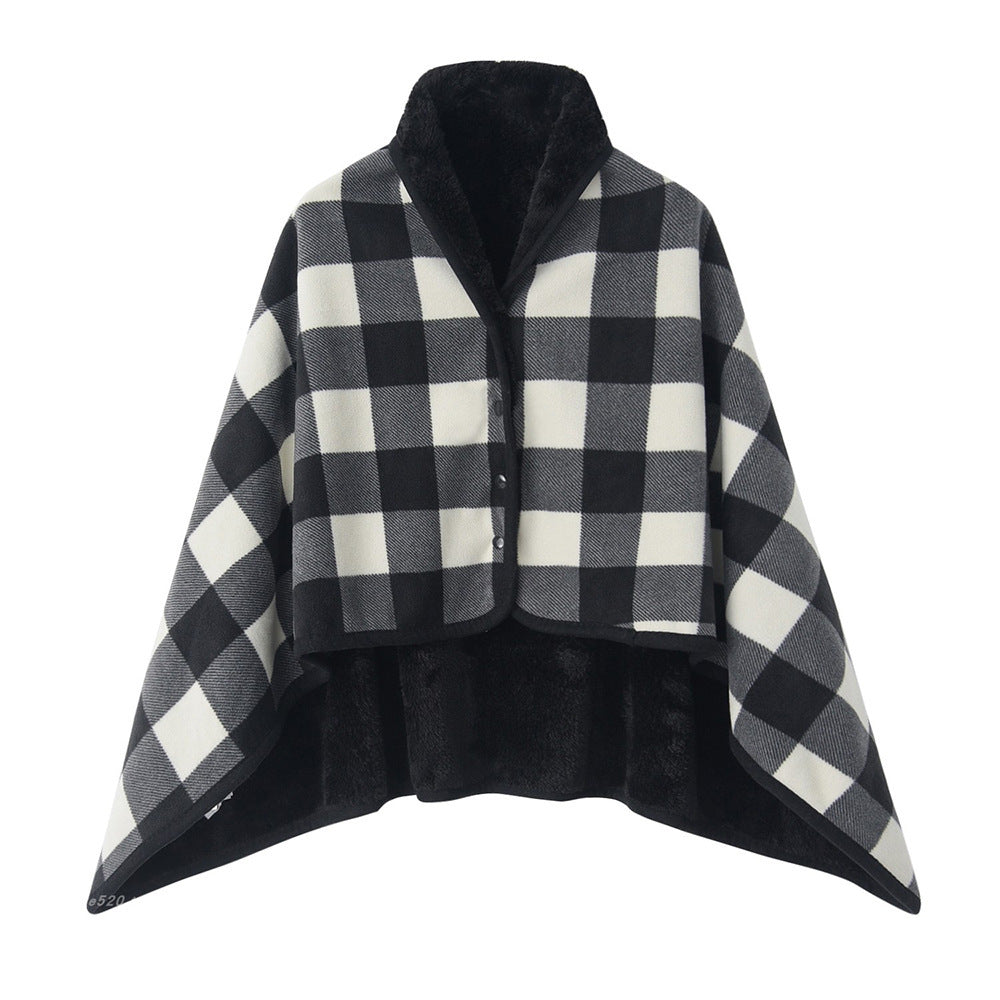 Ladies Cozy and Fashionable Blanket with Checkered Pattern Bowlift