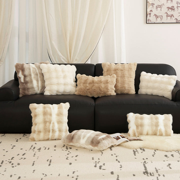 Luxurious faux fur decorative cushion set Bowlift