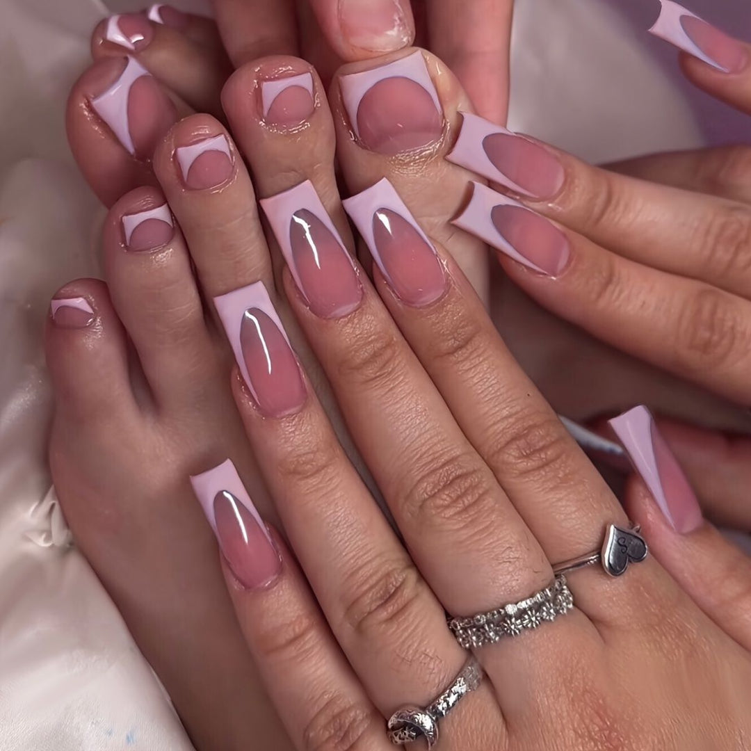 Artistic French Tip Press-On Nail Set with Transparent Design Bowlift