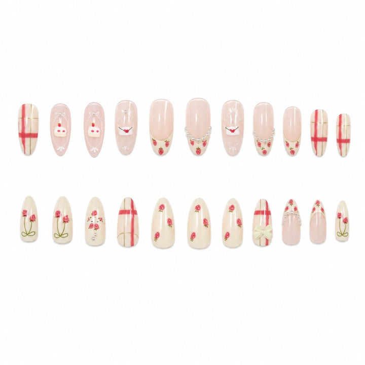 Creative artificial nails with detailed 3D motifs Bowlift
