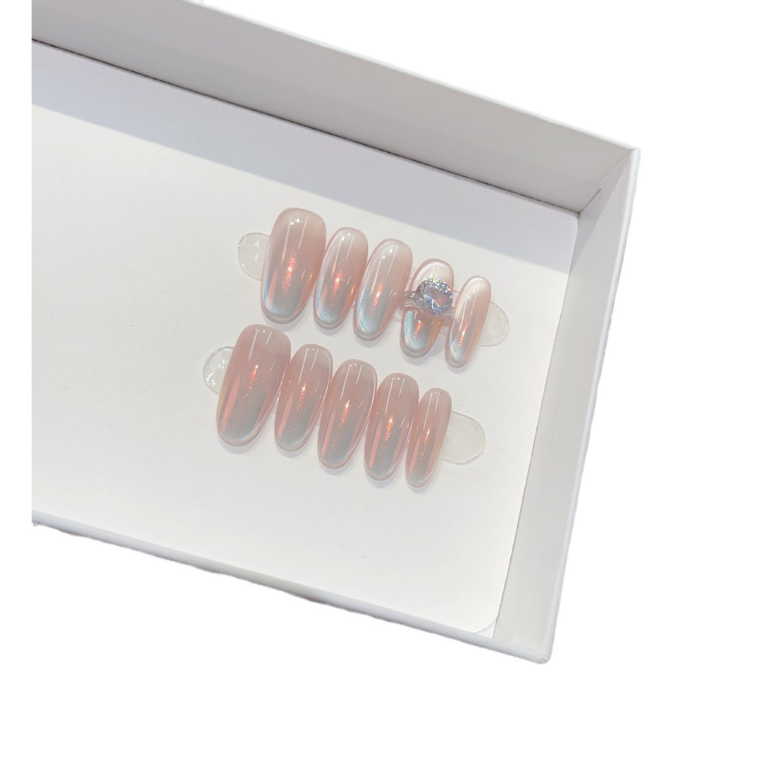 Elegantly Designed Press-On Nail Set Bowlift