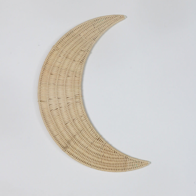 Wall decoration made of handwoven rattan in moon design Bowlift