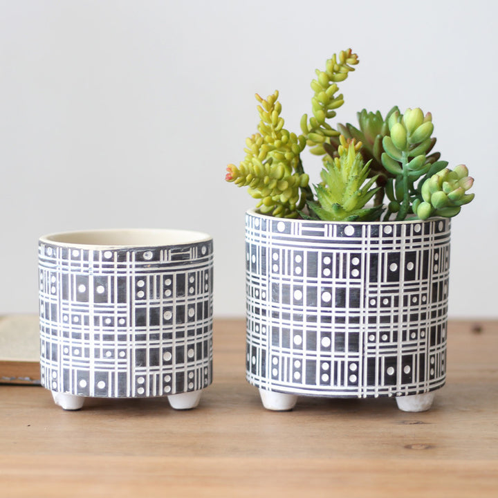 Decorative plant pot with geometric pattern Bowlift