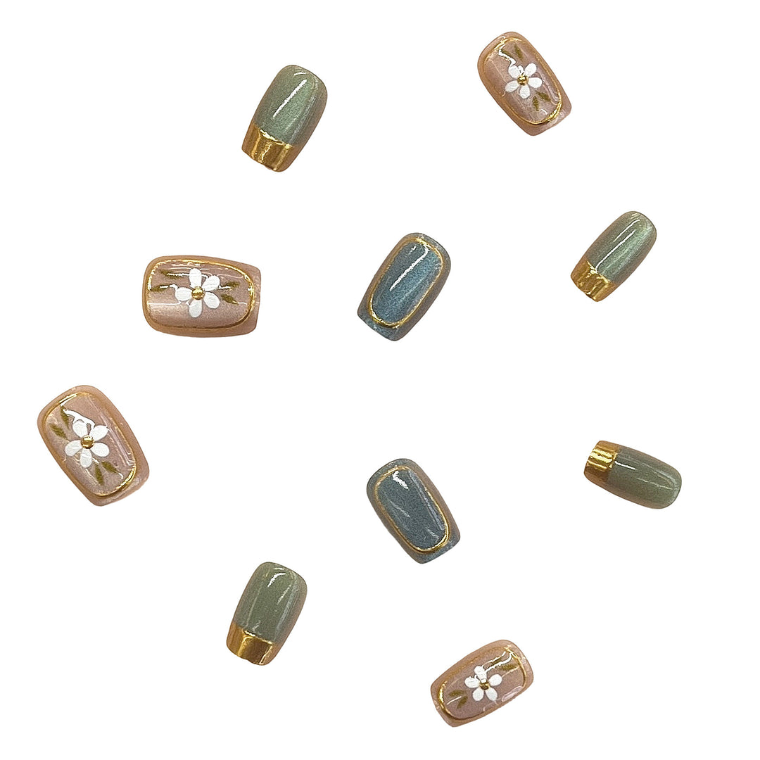 Floral Accent Press-On Nail Art Set Bowlift