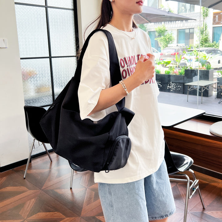 Everyday bag with spacious interior and detachable shoulder strap Bowlift