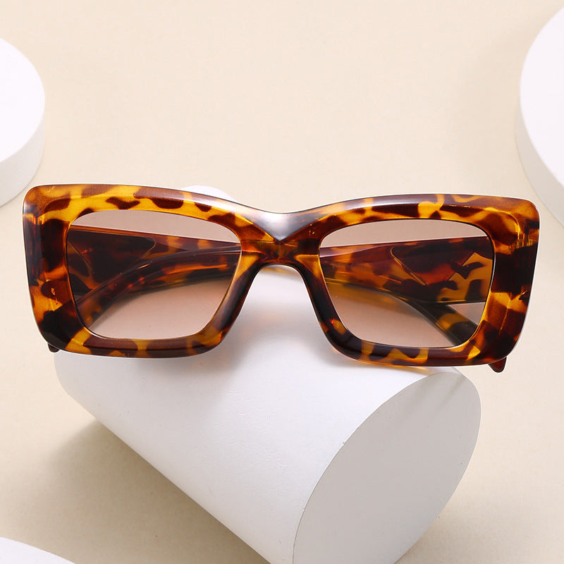 Women's fashionable square sunglasses with stylish frame Bowlift