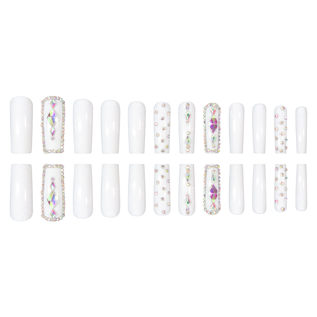 Glamorous Rhinestone-Adorned Stiletto Press-On Nails Bowlift