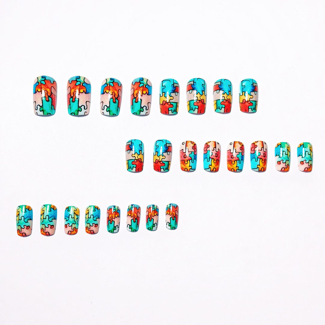Art nails with creative puzzle pattern Bowlift