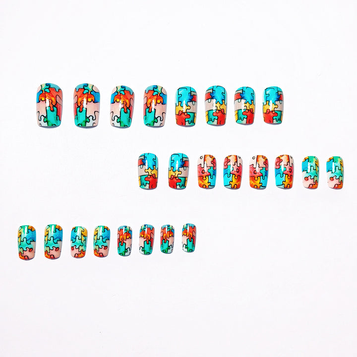 Art nails with creative puzzle pattern Bowlift