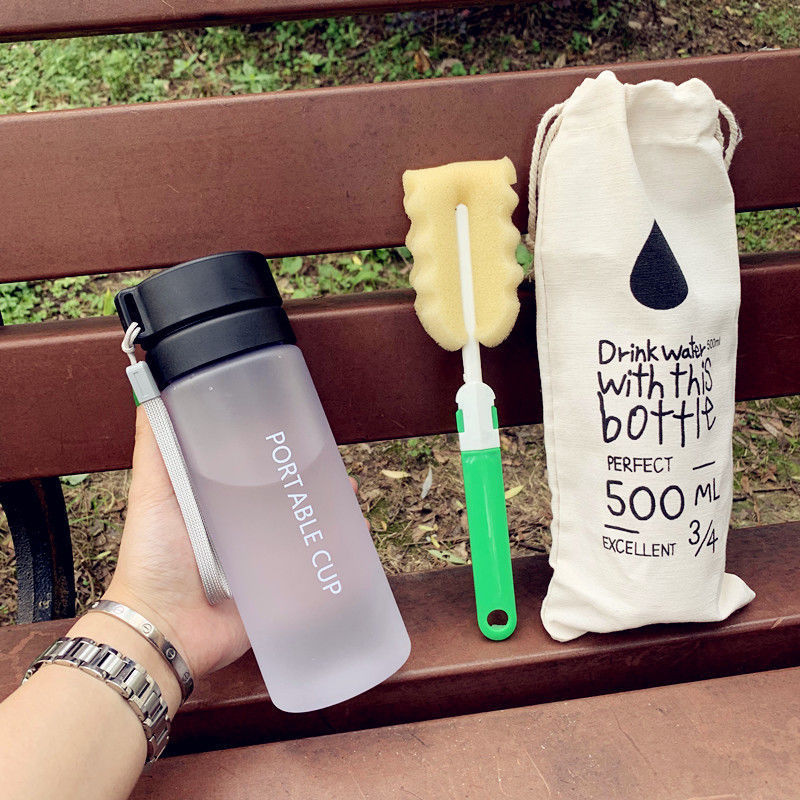 Women's portable water bottle with practical cleaning system Bowlift