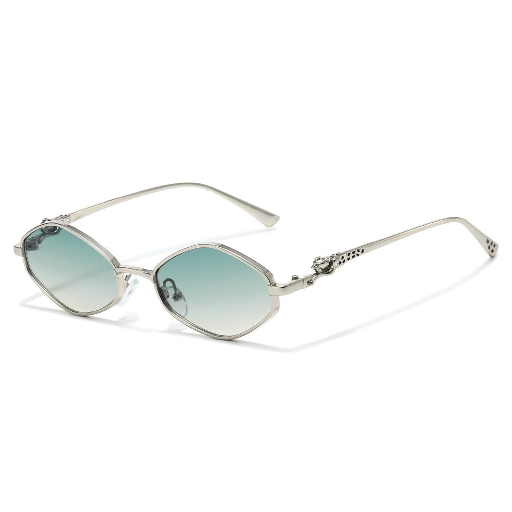 Fashion-Forward Geometric Sunglasses Bowlift
