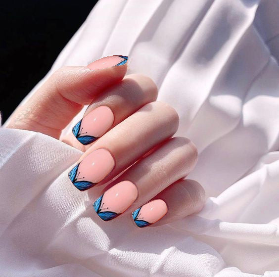 Artistic Nail Design Kit Bowlift