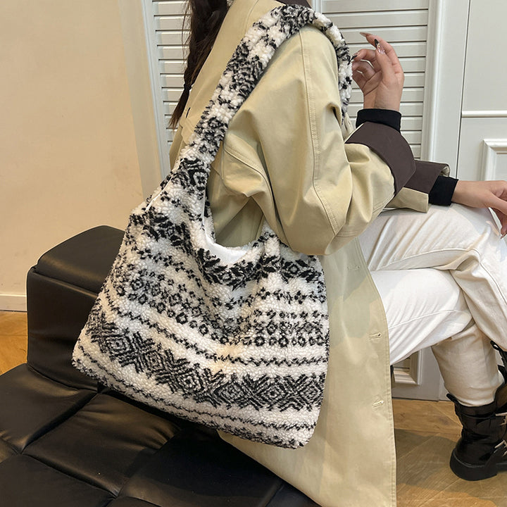 WoBohemian Knit Hobo Bag Bowlift