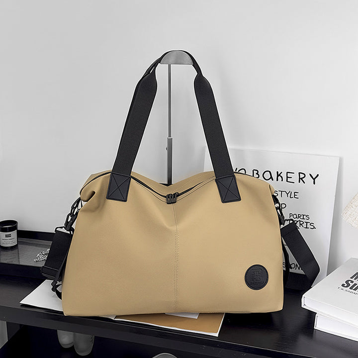 Stylishly Functional Travel Duffle