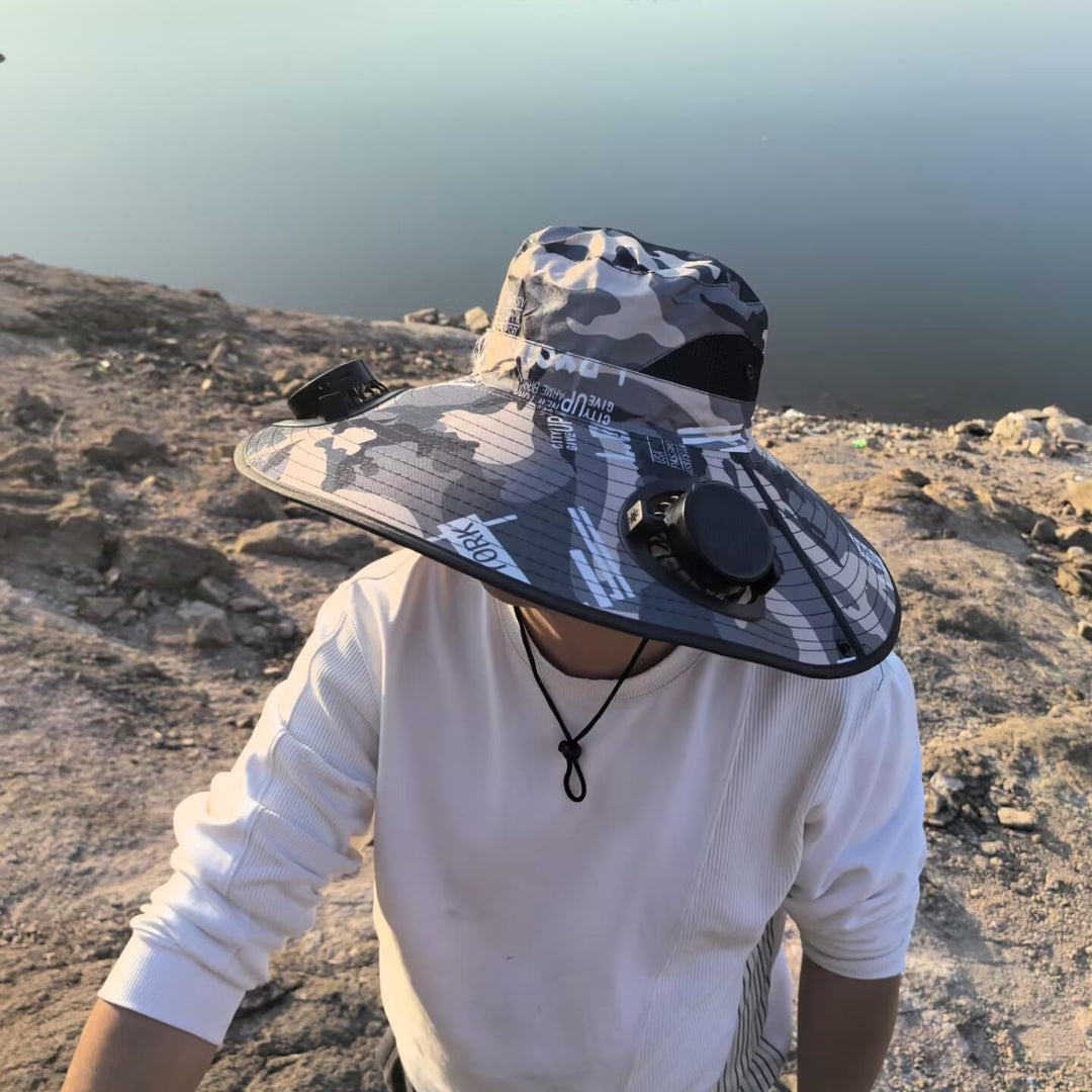 Ventilated sun hat with integrated solar fans and wide brim Bowlift