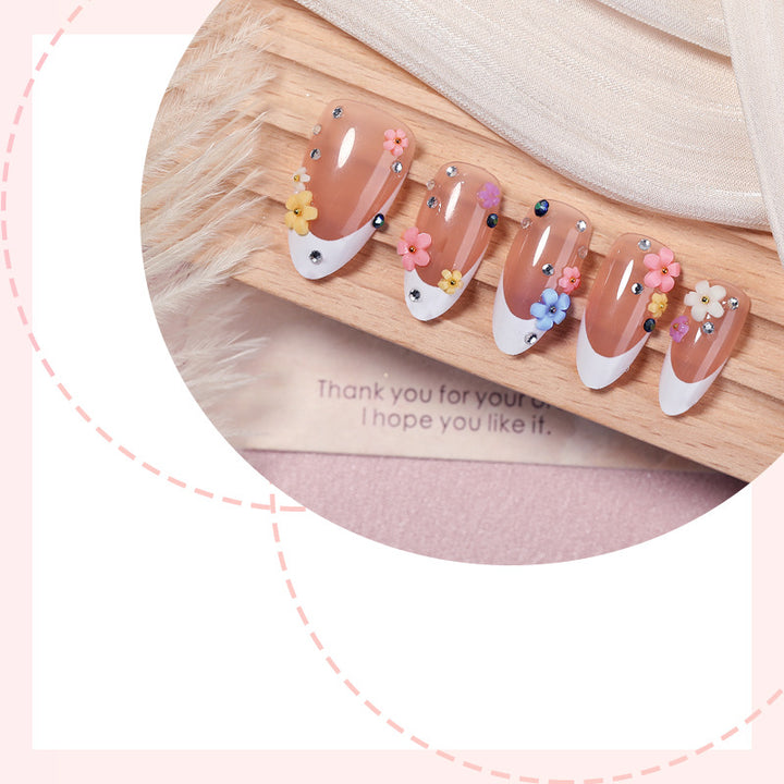 Decorative Press-On Nail Set with Floral Embellishments Bowlift