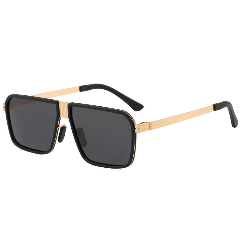 Women's fashionable sunglasses in a modern, square design Bowlift