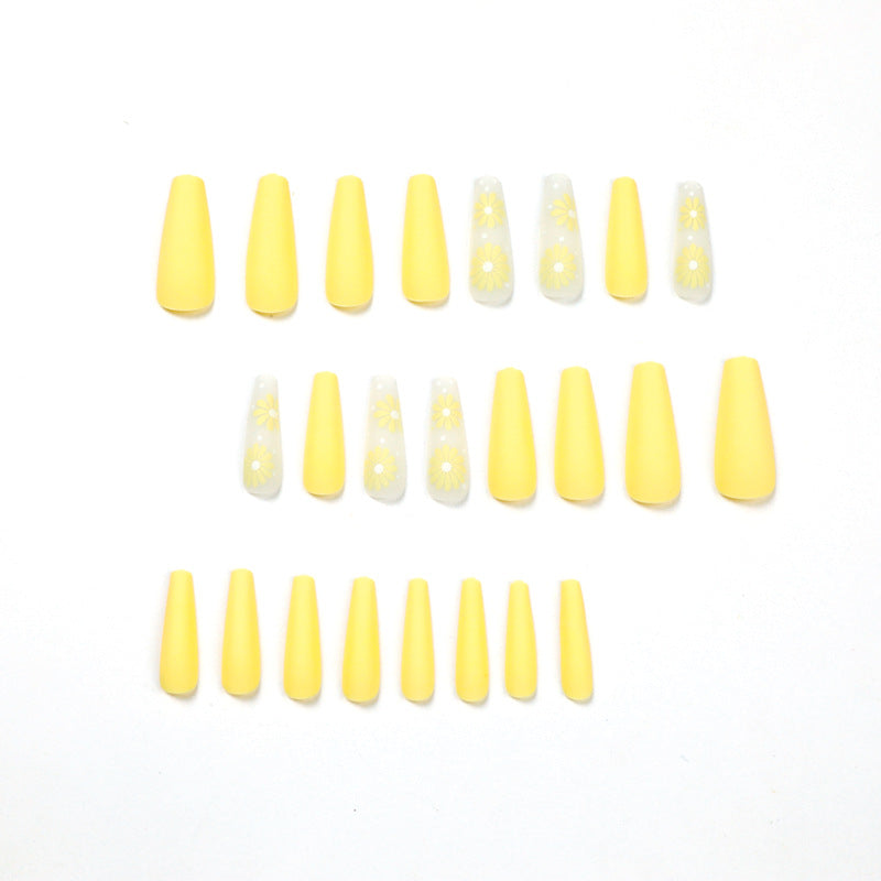 Elegant and artistic artificial nails Bowlift