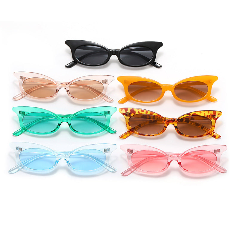 Women Cat-Eye Sunglasses with Transparent Frame and UV Protection Bowlift